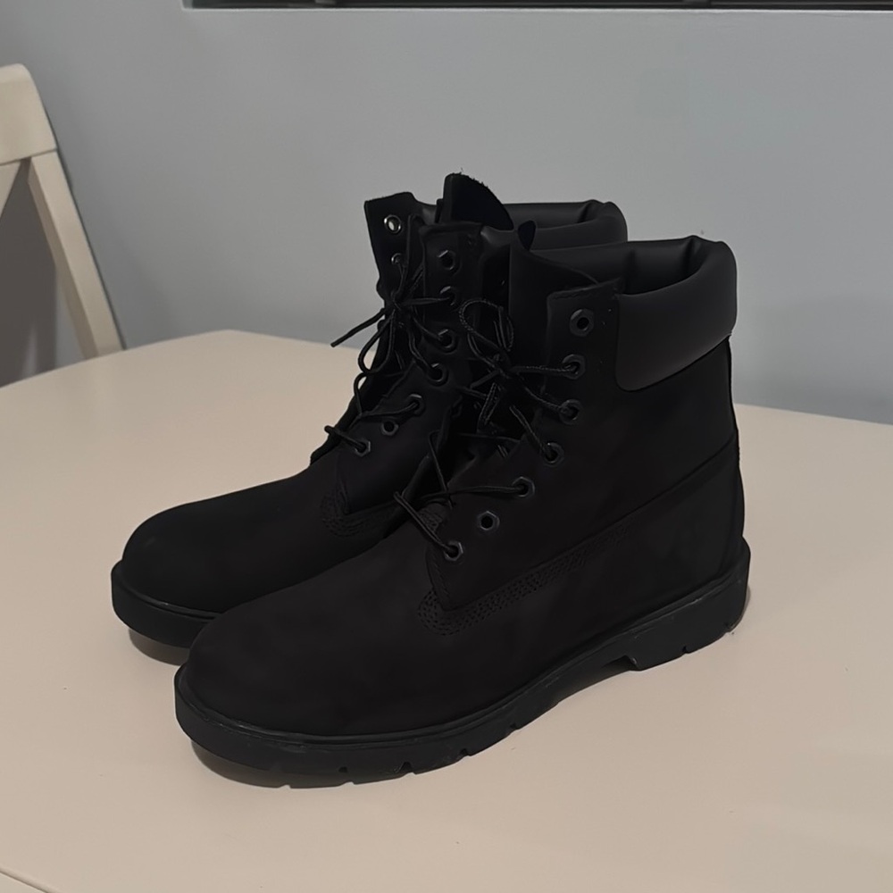 Men's size 11 Black Timberland Boots